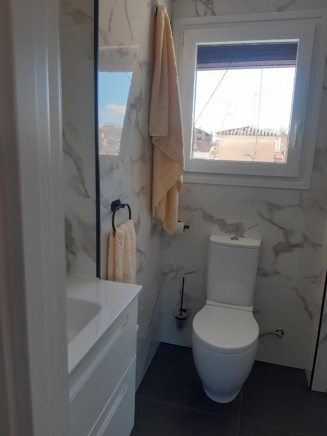 Ferienwohnung Habitacion Con Bano Privado Y Vistas Granada Exterior foto